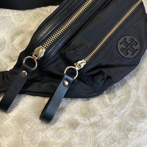 Tory Burch Black Belt Bag - Picture 2 of 7